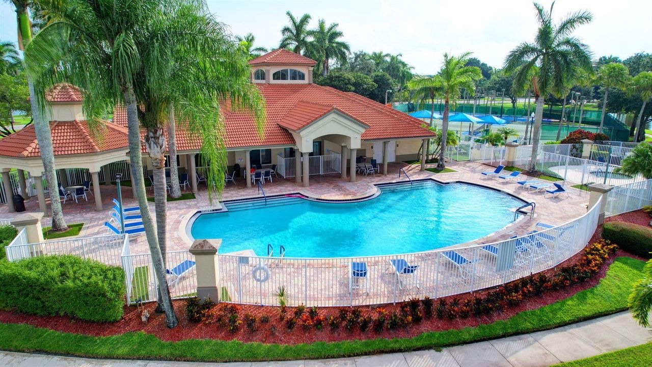 11723 clubhouse pool