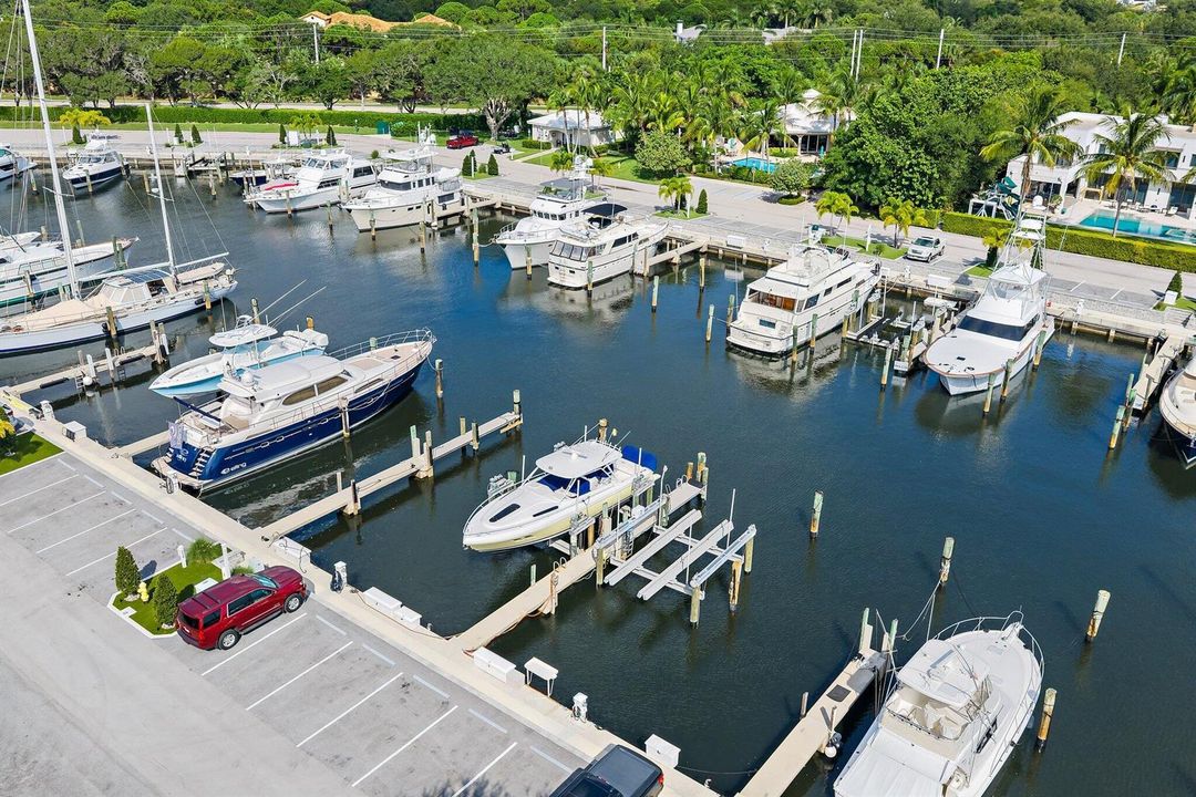 022-14410PalmwoodRd-33B-PalmBeachGardens