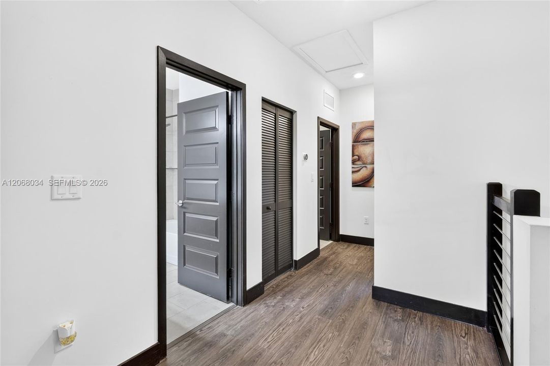 En Venta: $570,000 (3 camas, 2 baños, 1743 Pies cuadrados)