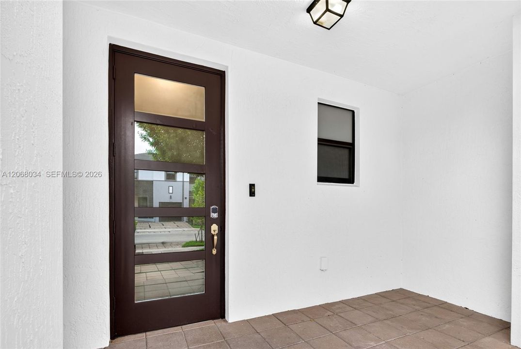 En Venta: $570,000 (3 camas, 2 baños, 1743 Pies cuadrados)
