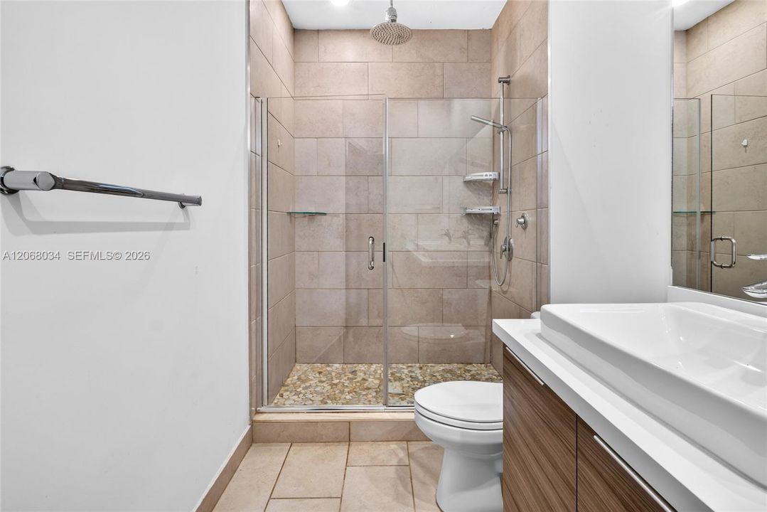 En Venta: $570,000 (3 camas, 2 baños, 1743 Pies cuadrados)
