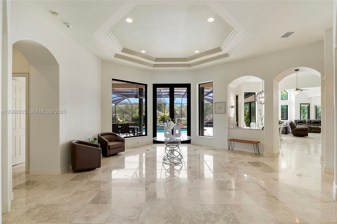 En Venta: $4,798,999 (4 camas, 5 baños, 4650 Pies cuadrados)