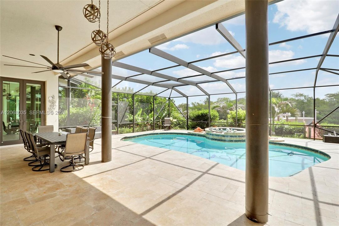 En Venta: $4,798,999 (4 camas, 5 baños, 4650 Pies cuadrados)