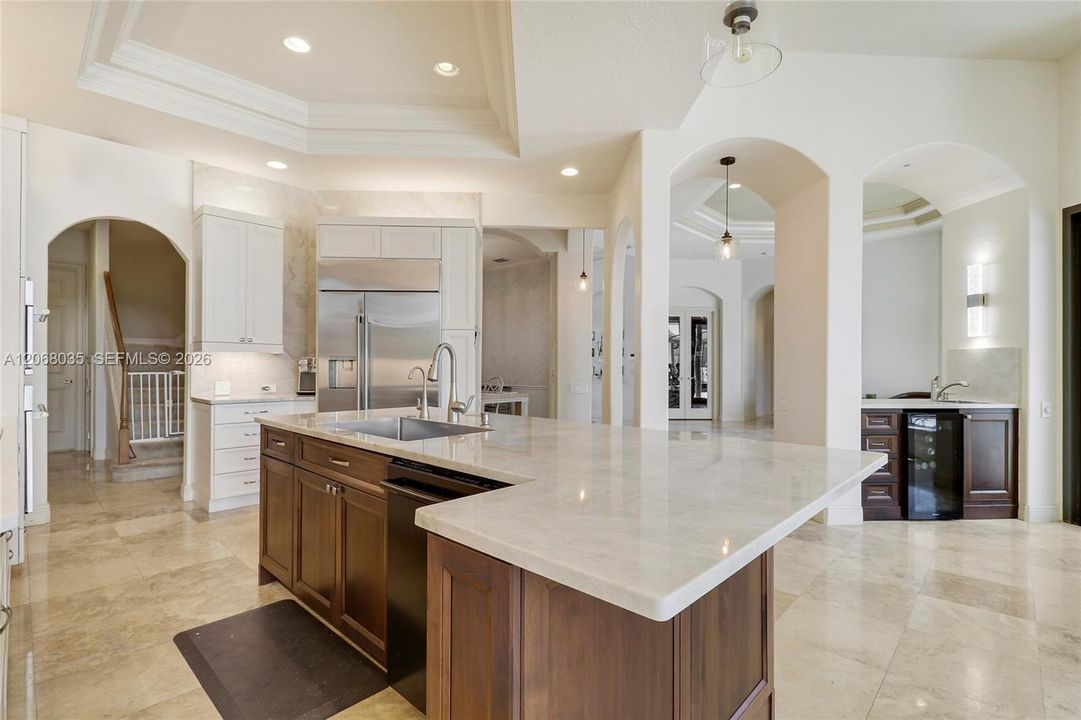 En Venta: $4,798,999 (4 camas, 5 baños, 4650 Pies cuadrados)