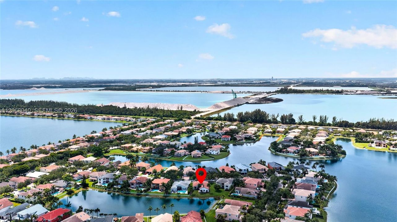 For Sale: $1,150,000 (5 beds, 3 baths, 2917 Square Feet)