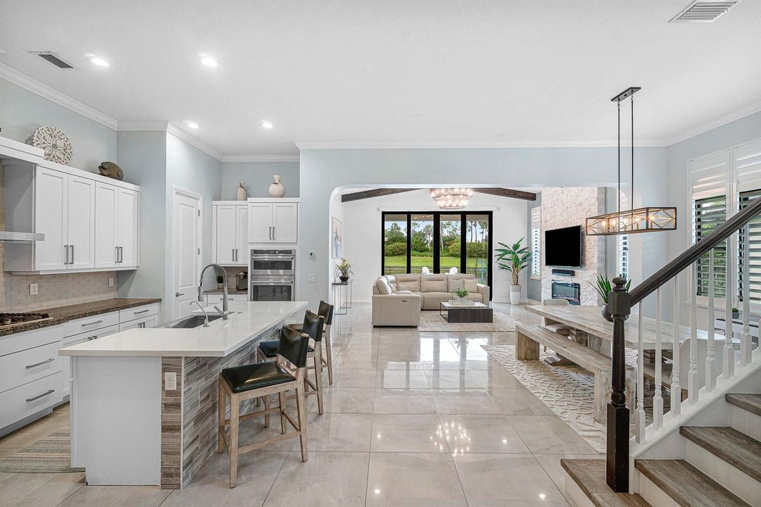 007-8331GrandPrixLane-BoyntonBeach-FL-33