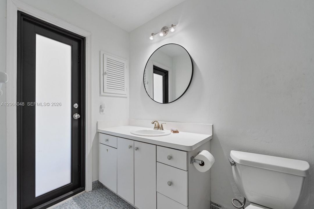 For Rent: $4,950 (3 beds, 2 baths, 1459 Square Feet)