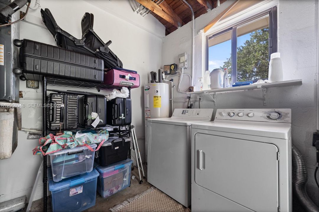 For Rent: $4,950 (3 beds, 2 baths, 1459 Square Feet)