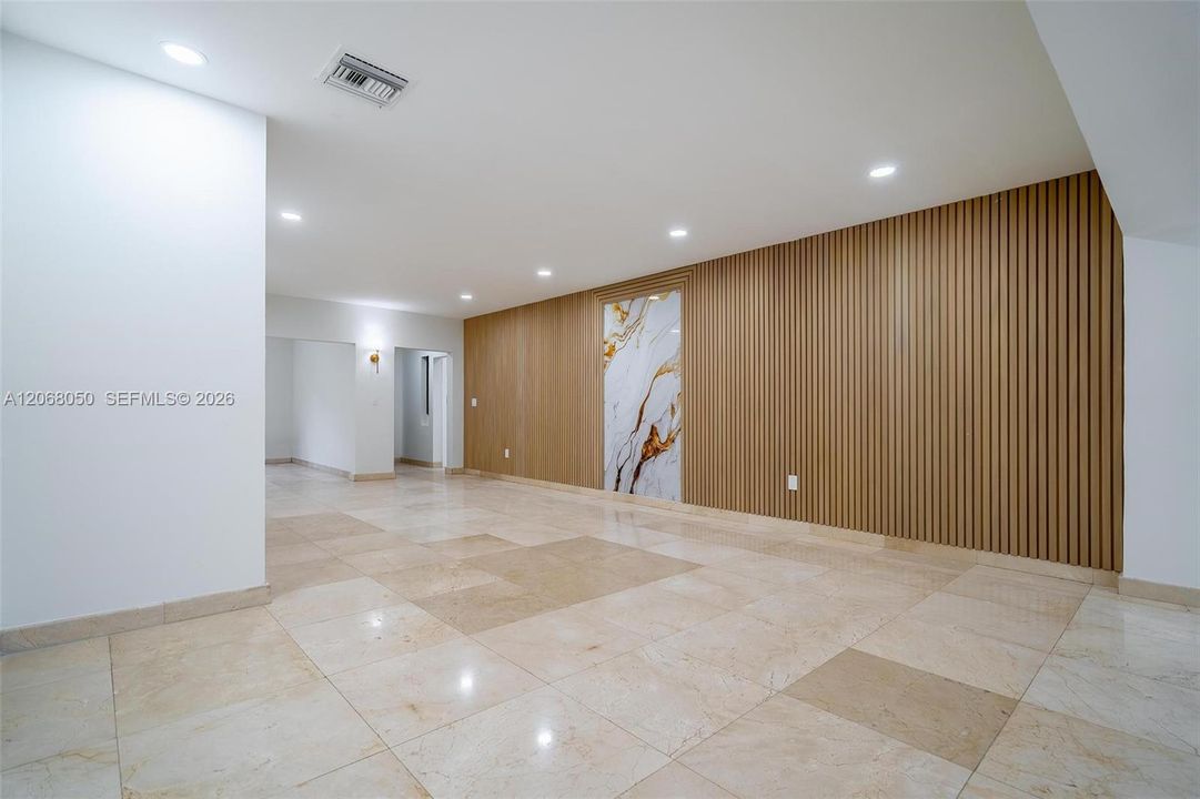 В аренду: $15,900 (4 спален, 3 ванн, 2782 Квадратных фут)