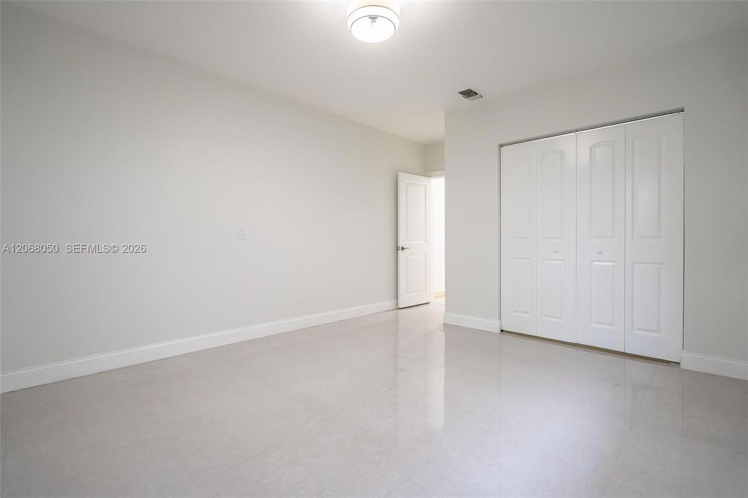 В аренду: $15,900 (4 спален, 3 ванн, 2782 Квадратных фут)