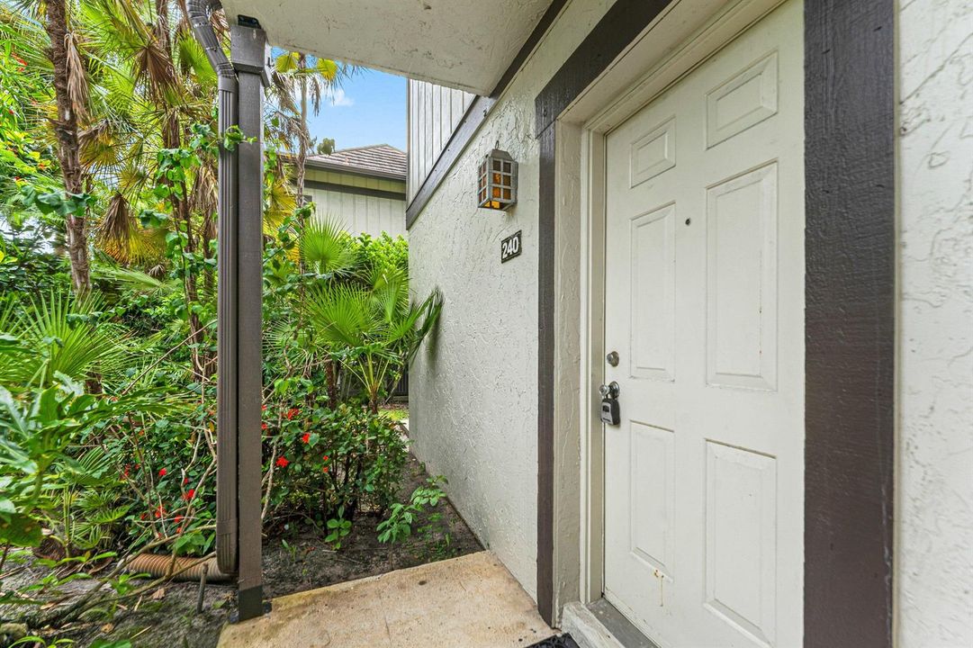 004-13334PoloClubRoad-240-Wellington-FL-