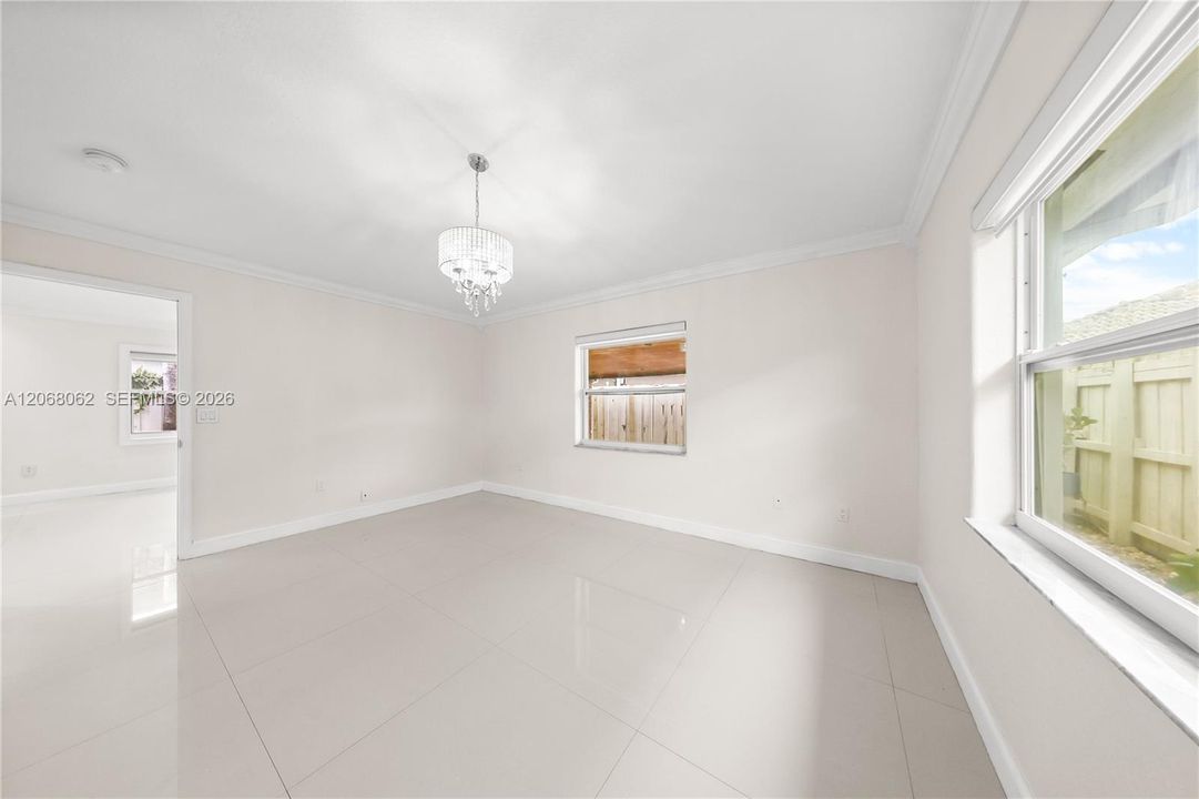 For Sale: $620,000 (4 beds, 3 baths, 1515 Square Feet)