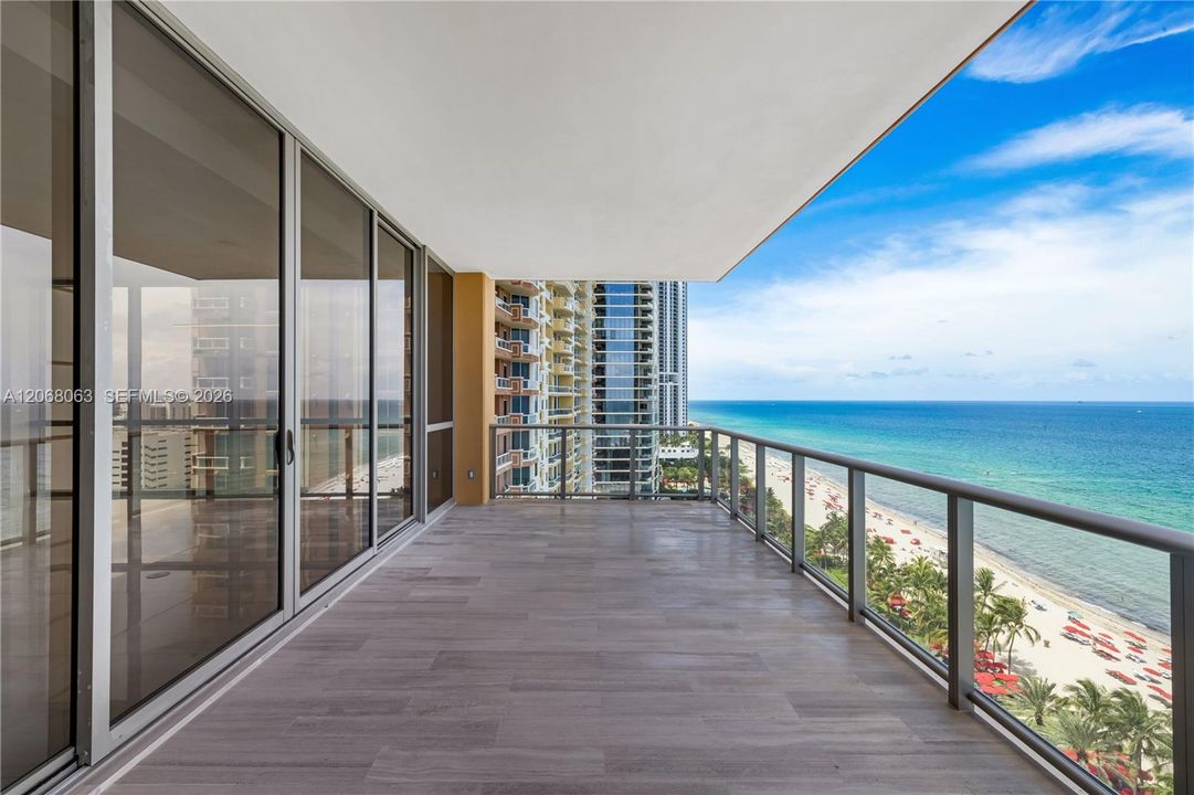 For Sale: $6,795,000 (3 beds, 6 baths, 4609 Square Feet)