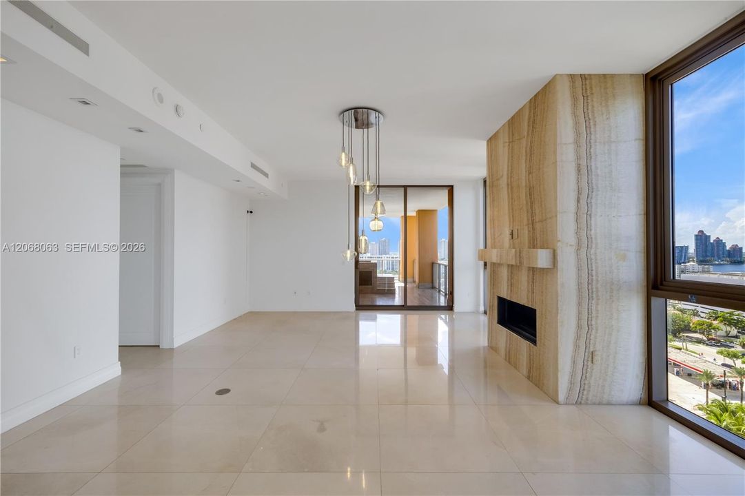 For Sale: $6,795,000 (3 beds, 6 baths, 4609 Square Feet)