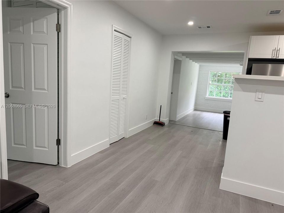 En Renta: $3,450 (3 camas, 2 baños, 1460 Pies cuadrados)