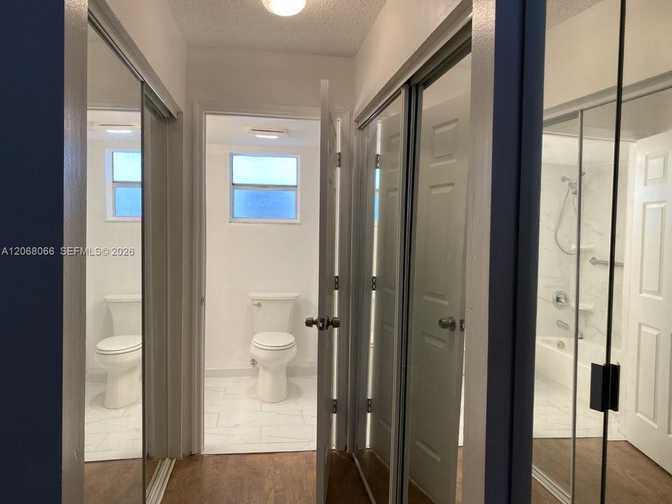 For Sale: $125,000 (1 beds, 1 baths, 800 Square Feet)