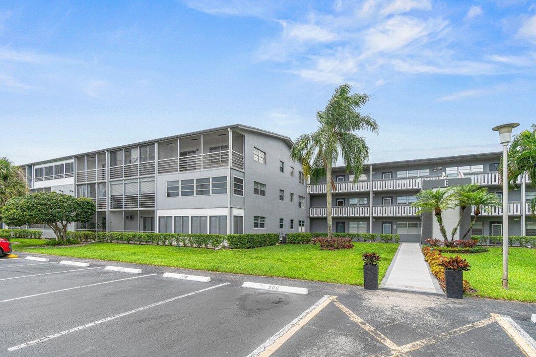 002-175SuffolkE-BocaRaton-FL-33434-SMALL