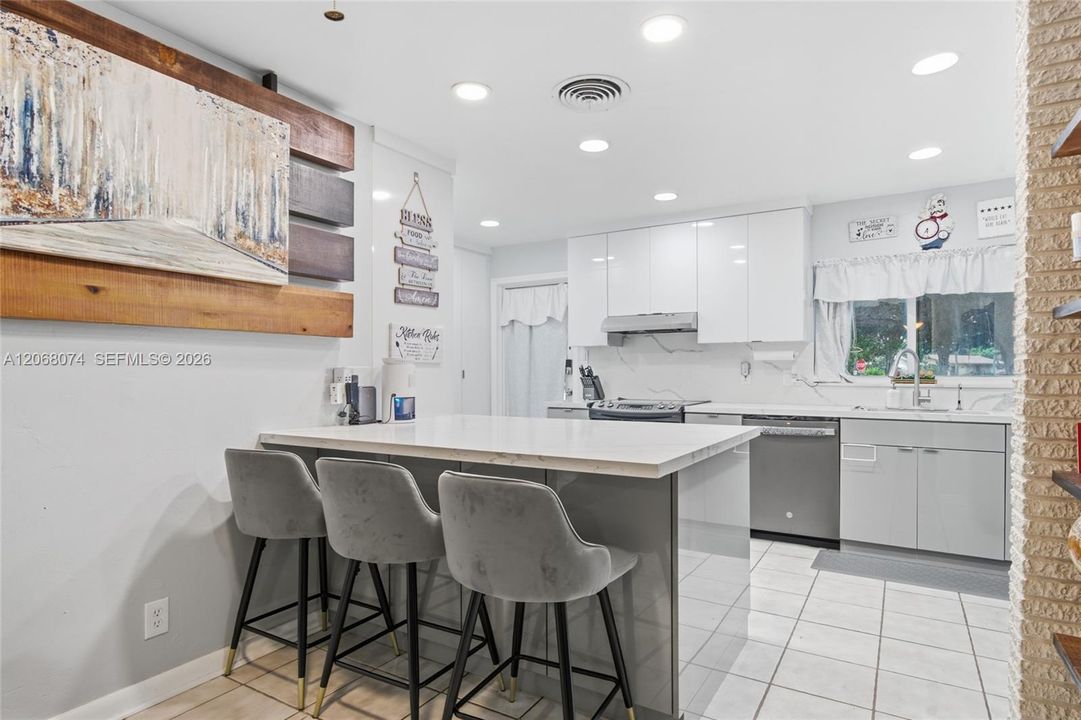 For Sale: $725,000 (4 beds, 2 baths, 2050 Square Feet)