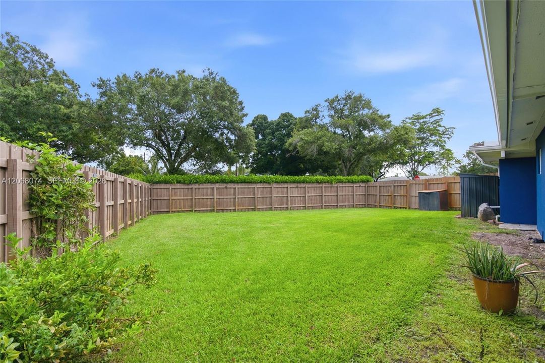For Sale: $725,000 (4 beds, 2 baths, 2050 Square Feet)