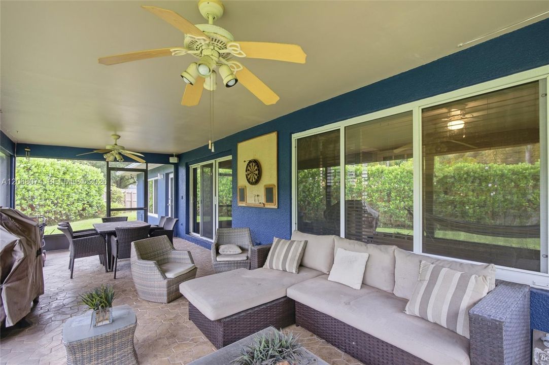 For Sale: $725,000 (4 beds, 2 baths, 2050 Square Feet)