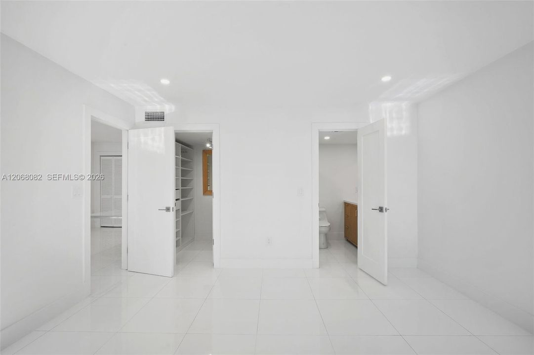 В аренду: $2,500 (1 спален, 2 ванн, 684 Квадратных фут)