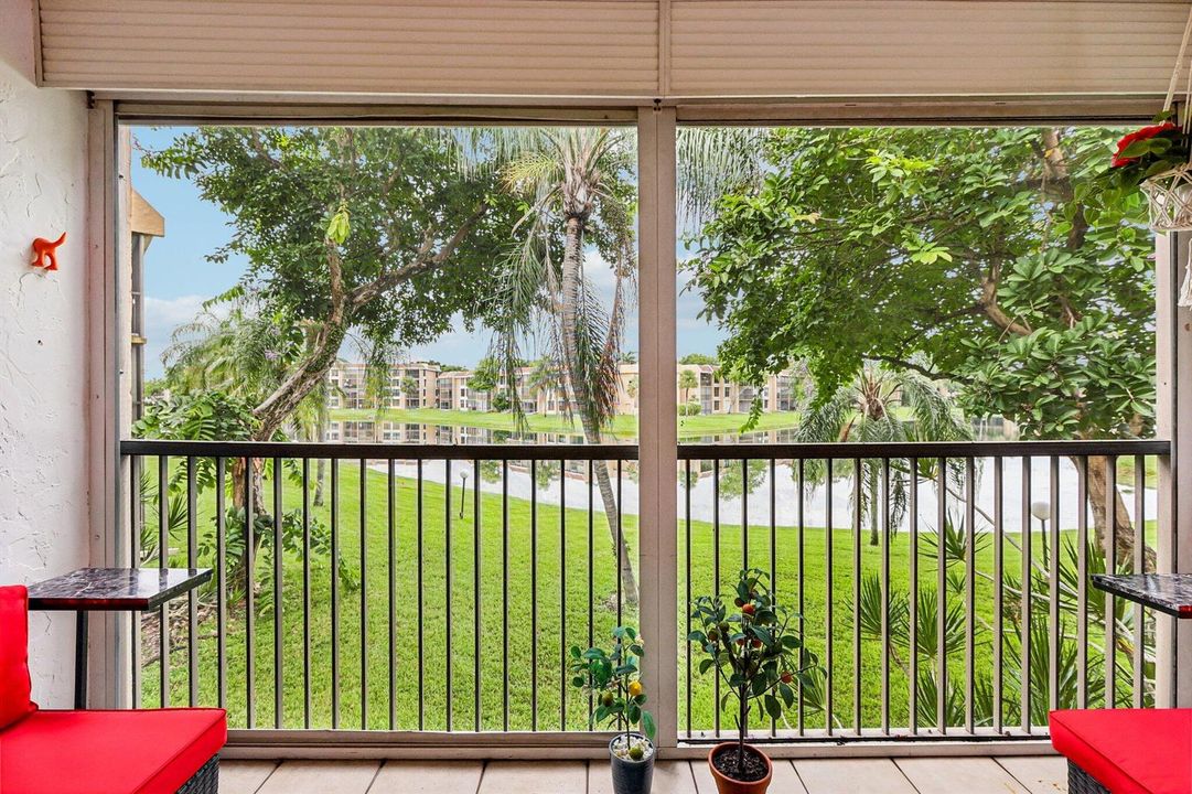 33-web-or-mls-Coral Lake Dr 206-S0608-03