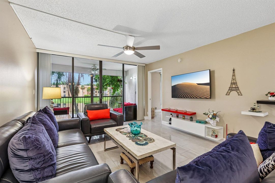 9-web-or-mls-Coral Lake Dr 206-S0608-009