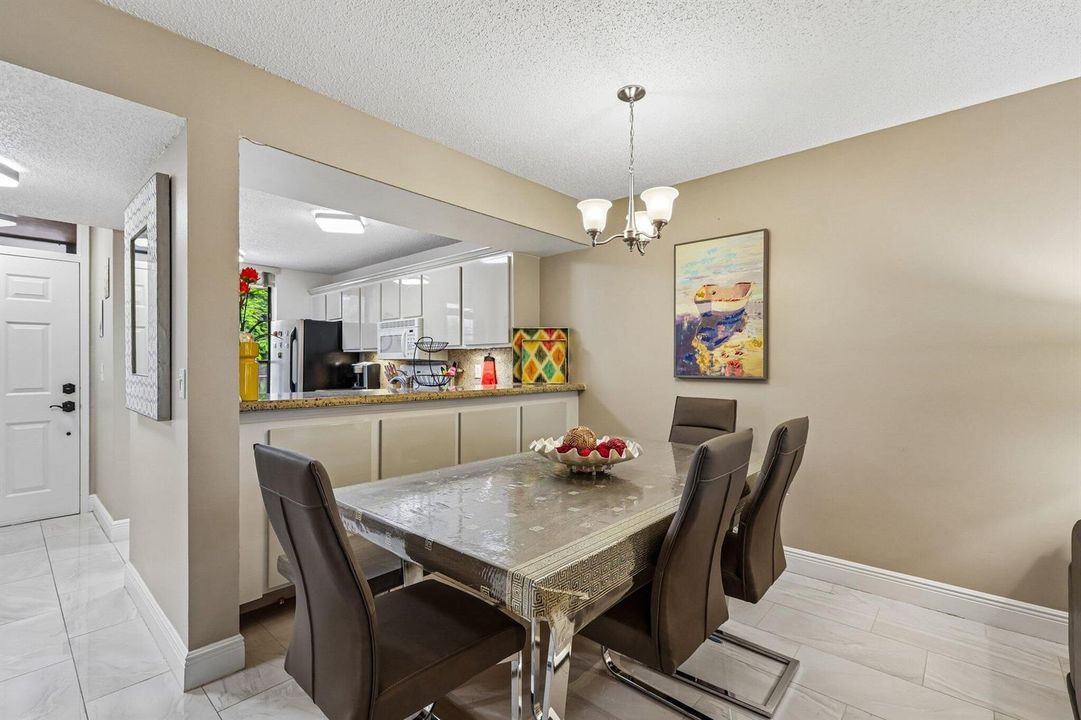 13-web-or-mls-Coral Lake Dr 206-S0608-01