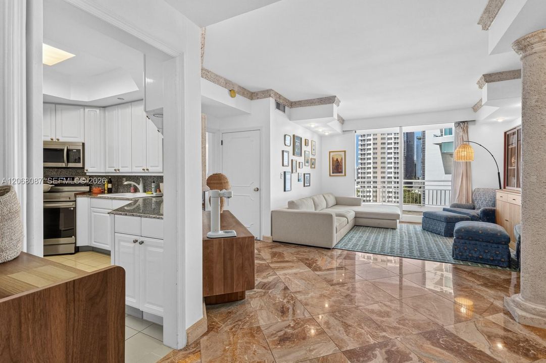 В аренду: $4,900 (2 спален, 2 ванн, 1410 Квадратных фут)