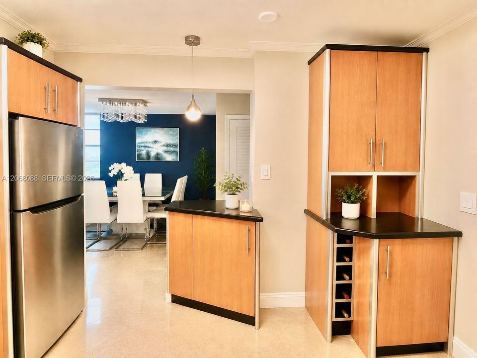 En Venta: $375,000 (2 camas, 2 baños, 1218 Pies cuadrados)