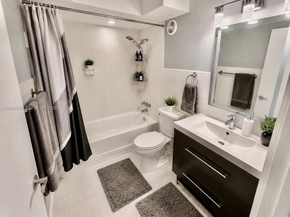 En Venta: $375,000 (2 camas, 2 baños, 1218 Pies cuadrados)