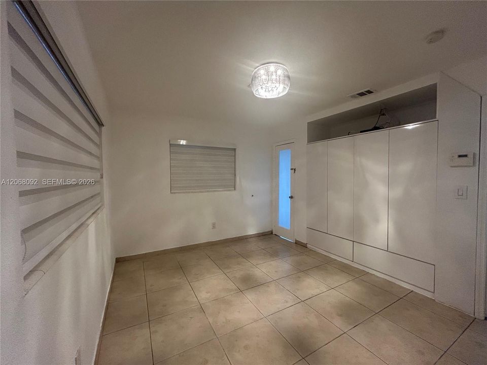 For Sale: $780,000 (3 beds, 2 baths, 1248 Square Feet)