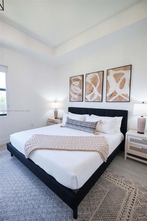 En Venta: $875,000 (4 camas, 3 baños, 3015 Pies cuadrados)