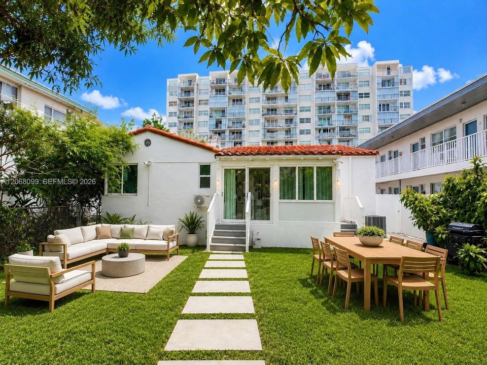 Active With Contract: $5,100 (3 beds, 2 baths, 1344 Square Feet)