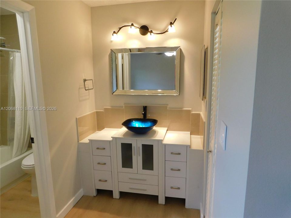 For Rent: $4,000 (4 beds, 3 baths, 1785 Square Feet)