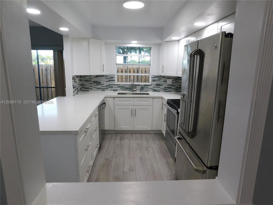 For Rent: $4,000 (4 beds, 3 baths, 1785 Square Feet)