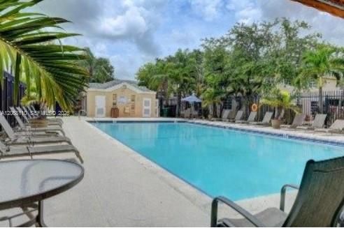 For Rent: $4,000 (4 beds, 3 baths, 1785 Square Feet)