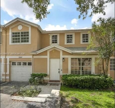 For Rent: $4,000 (4 beds, 3 baths, 1785 Square Feet)