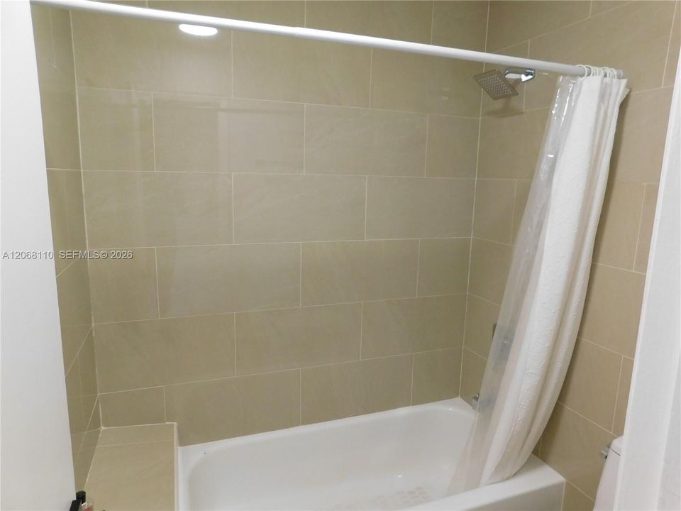 For Rent: $4,000 (4 beds, 3 baths, 1785 Square Feet)