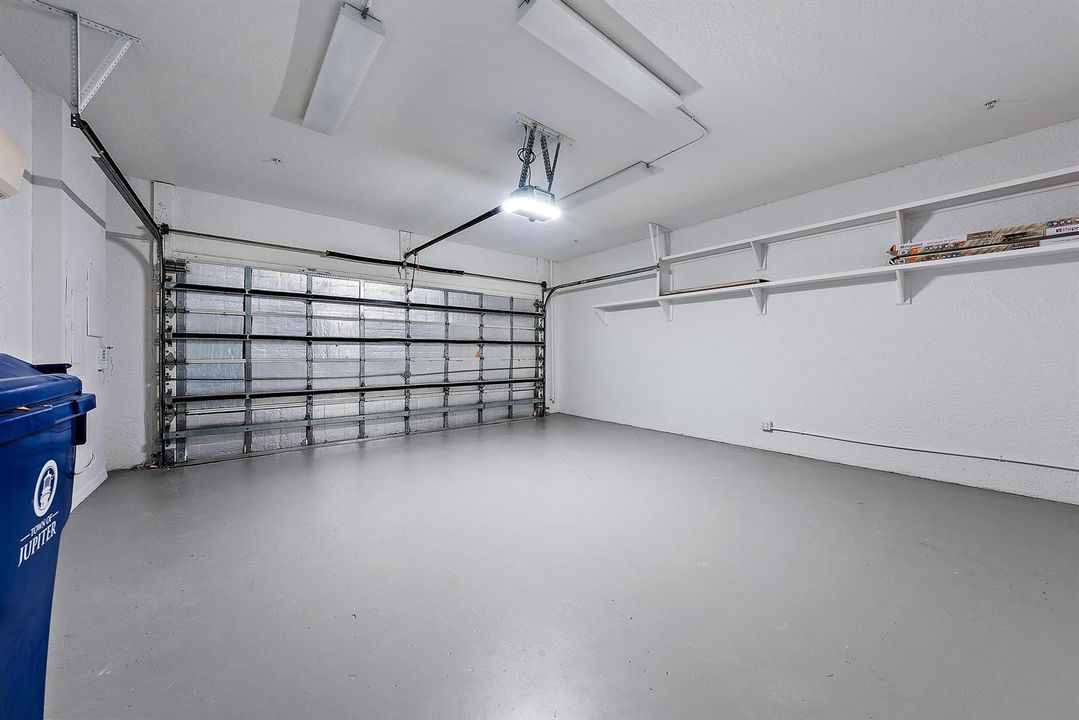 4225 E Main St -5