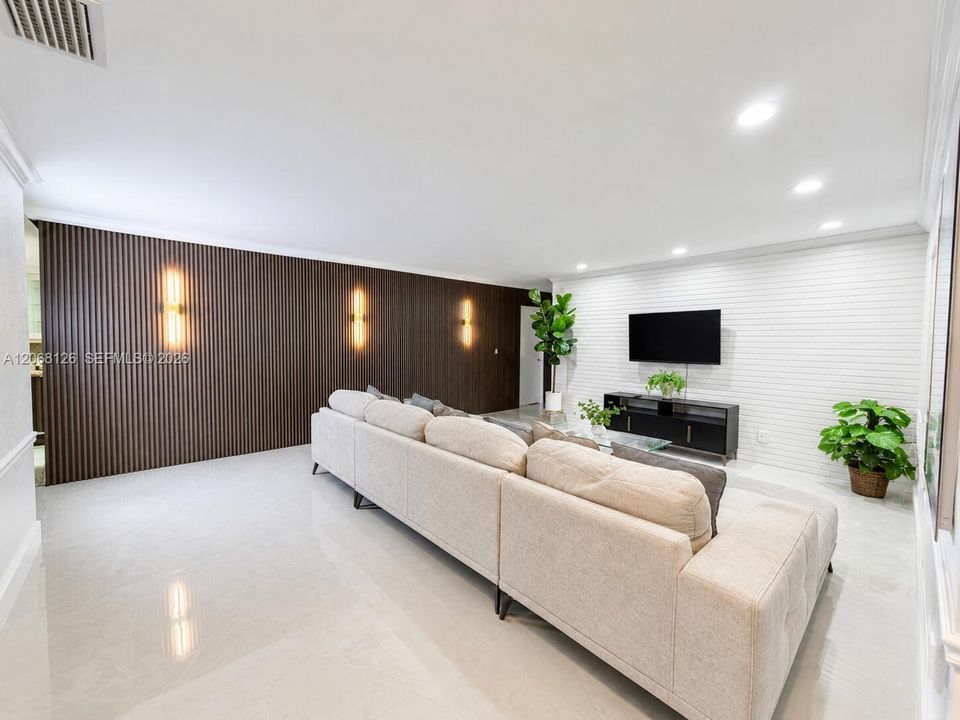 For Sale: $1,599,000 (4 beds, 4 baths, 2387 Square Feet)