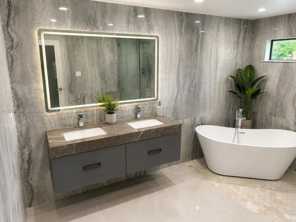For Sale: $1,599,000 (4 beds, 4 baths, 2387 Square Feet)