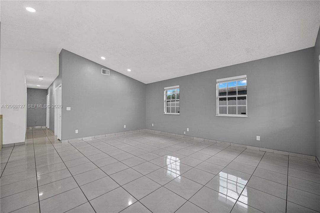 For Sale: $669,900 (3 beds, 2 baths, 1350 Square Feet)