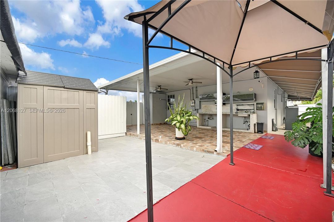 For Sale: $669,900 (3 beds, 2 baths, 1350 Square Feet)