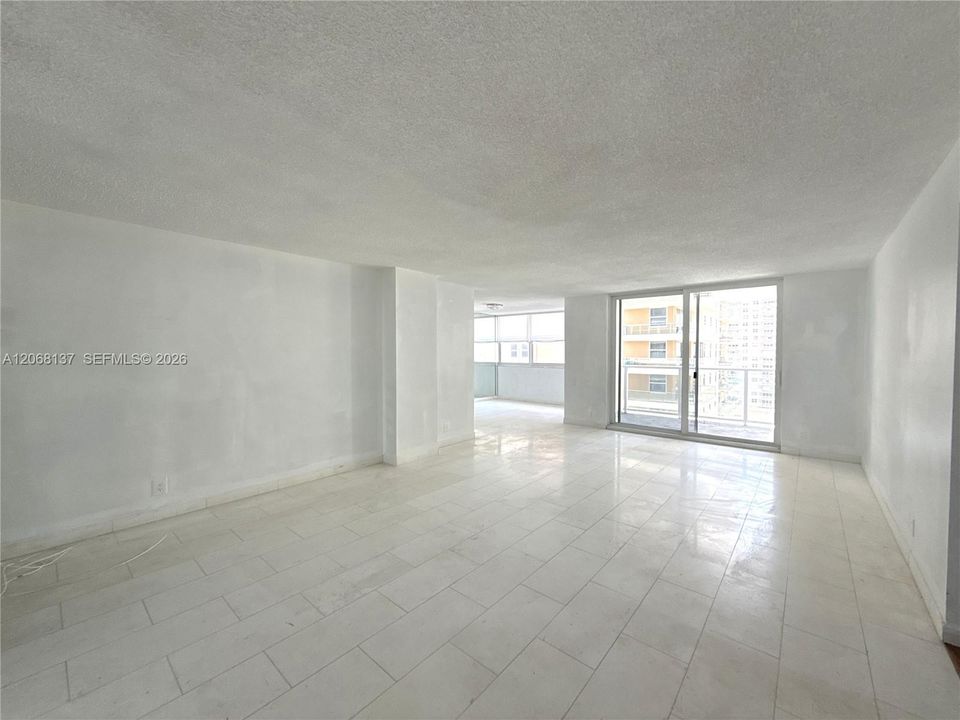 En Renta: $3,350 (2 camas, 2 baños, 1440 Pies cuadrados)