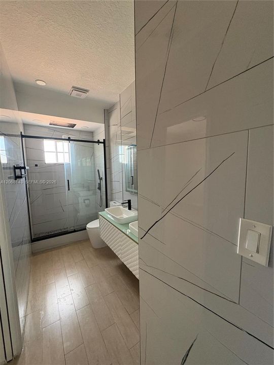 В аренду: $3,000 (3 спален, 2 ванн, 1428 Квадратных фут)