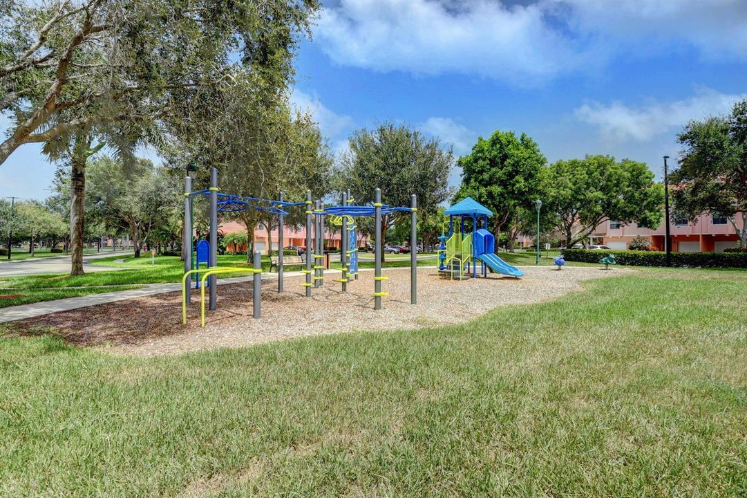 57-web-or-mls-Tierra Verde (16)
