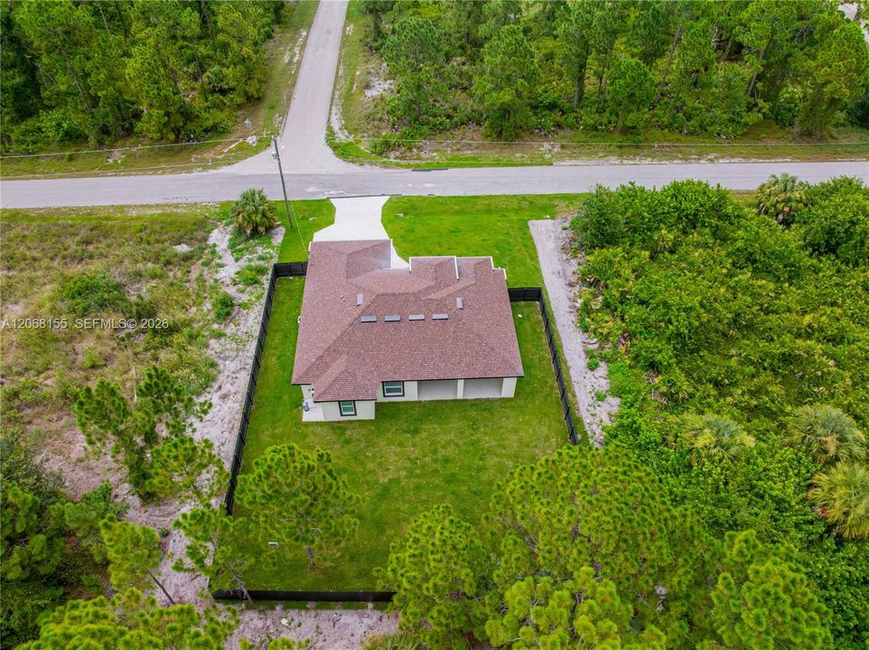 For Sale: $359,900 (4 beds, 2 baths, 1650 Square Feet)