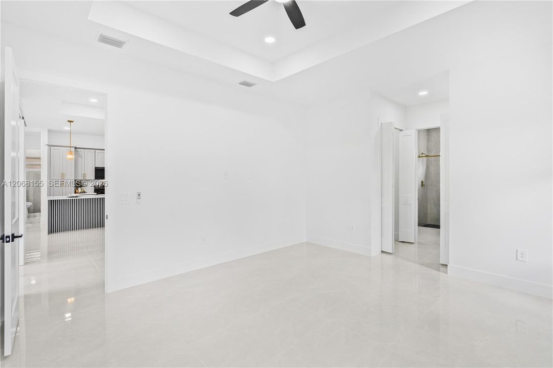For Sale: $359,900 (4 beds, 2 baths, 1650 Square Feet)