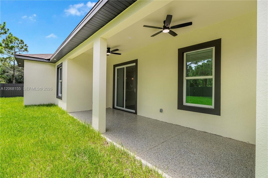For Sale: $359,900 (4 beds, 2 baths, 1650 Square Feet)